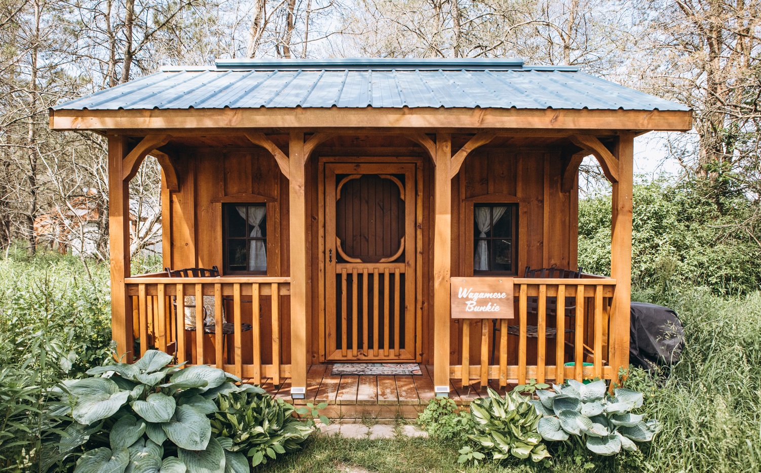 Wagamese Bunkie: A Cozy Glamping Getaway